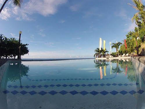 Santiago Bay Garden And Resort Exterior foto